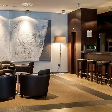 Ac Forum By Marriott Овьедо