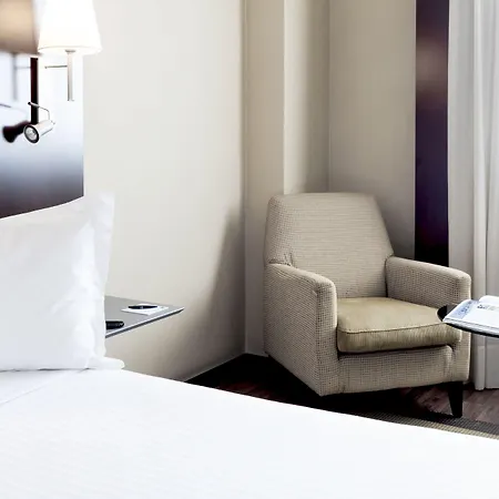 Ac Forum By Marriott Отель Овьедо