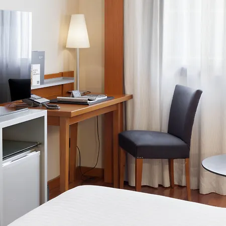 Ac Forum By Marriott Oviede