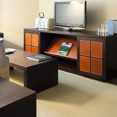 Ac Fórum By Marriott Hotel 4*