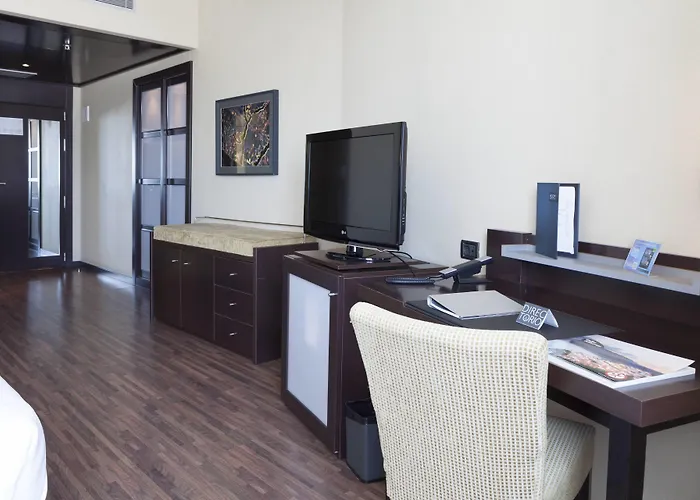 فندق Ac Forum By Marriott 4*