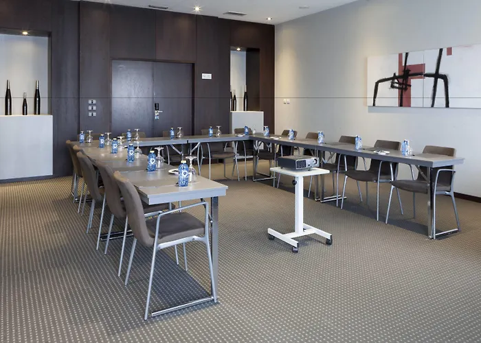 فندق Ac Forum By Marriott 4*